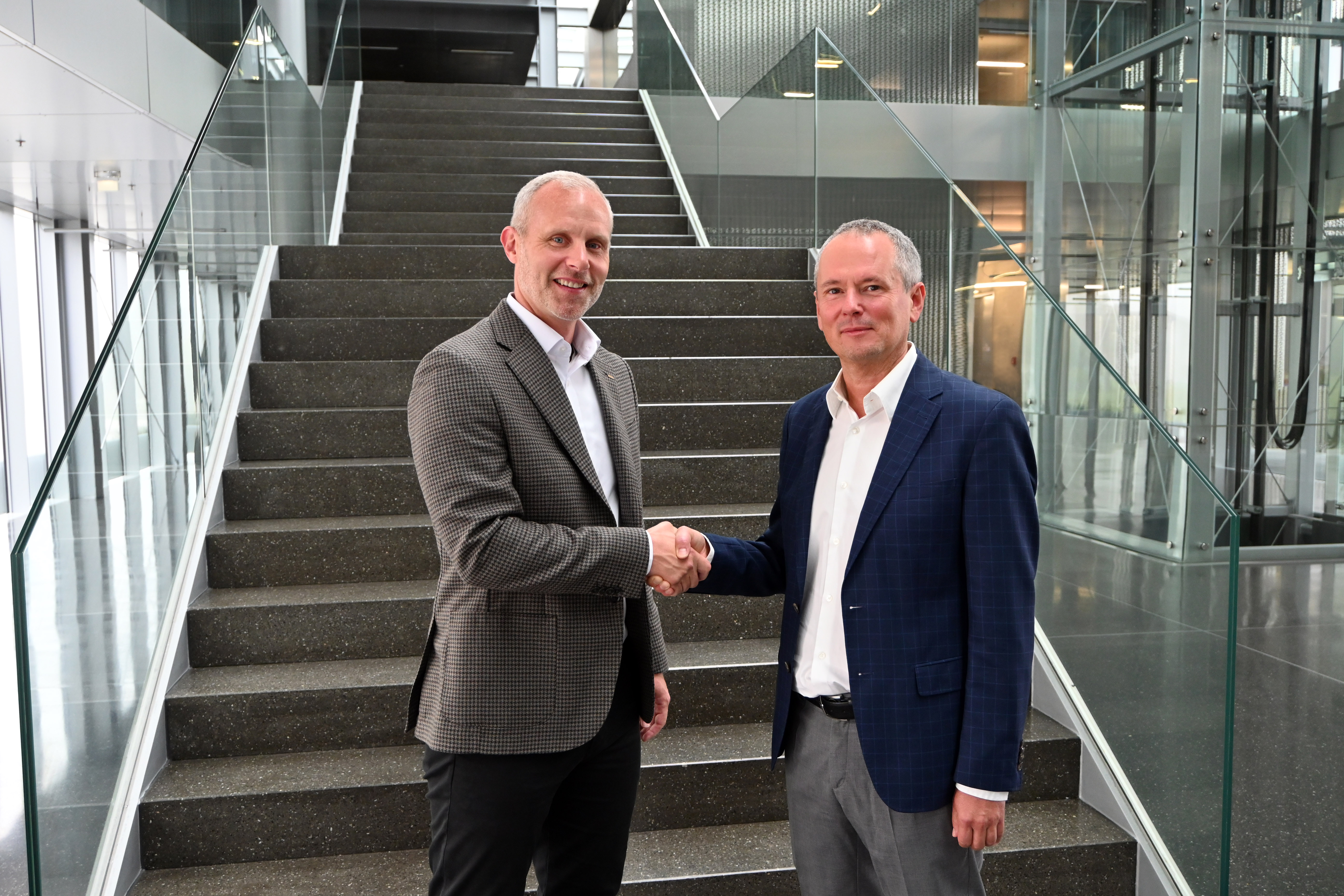 people, Handshake, Geschäft, Büro, Treppen